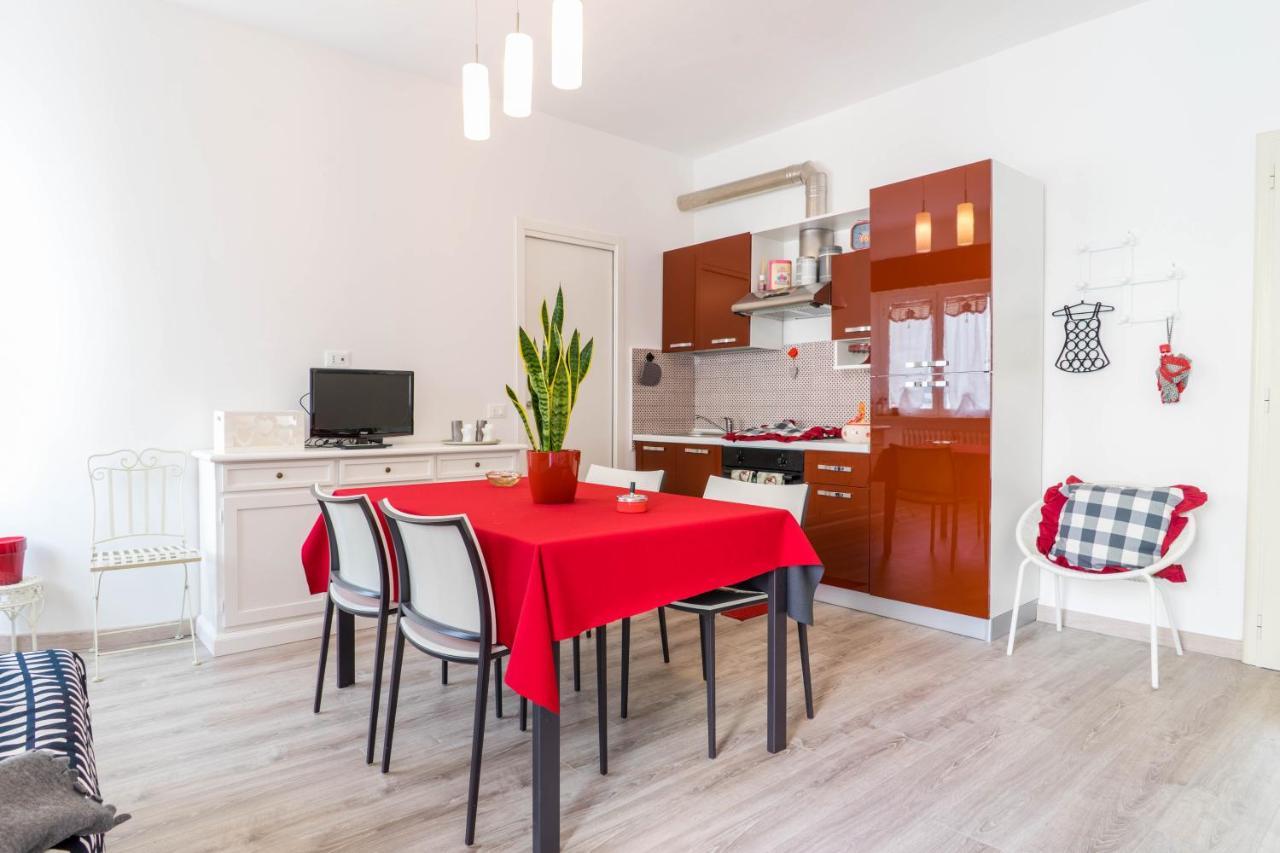 Casa Linda, A Due Passi Dal Mare Διαμέρισμα Numana Εξωτερικό φωτογραφία