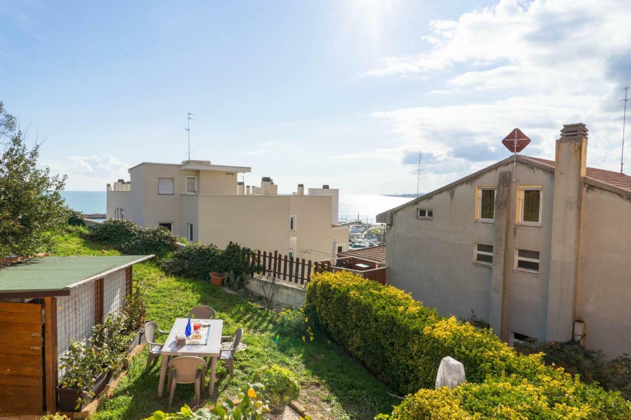 Casa Linda, A Due Passi Dal Mare Διαμέρισμα Numana Εξωτερικό φωτογραφία